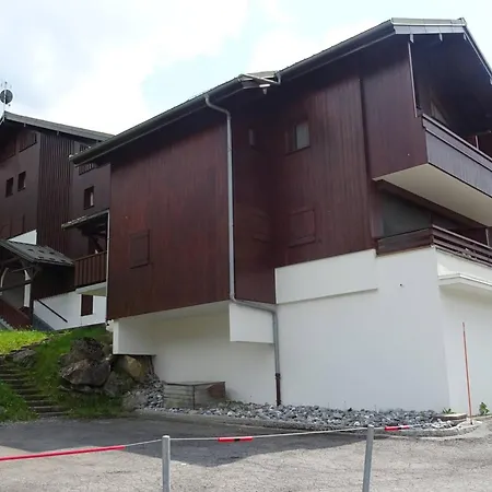 2 Pieces Pour 5 Pers. - Garage - Proche Centre Et Commerces - 150m Des Pistes - Fr-1-802-54 *
